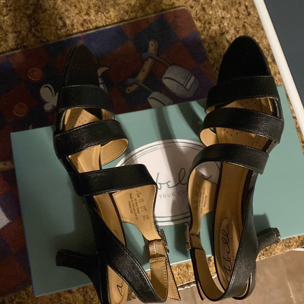 Abella Heeled Sandals - Picture 5 of 8